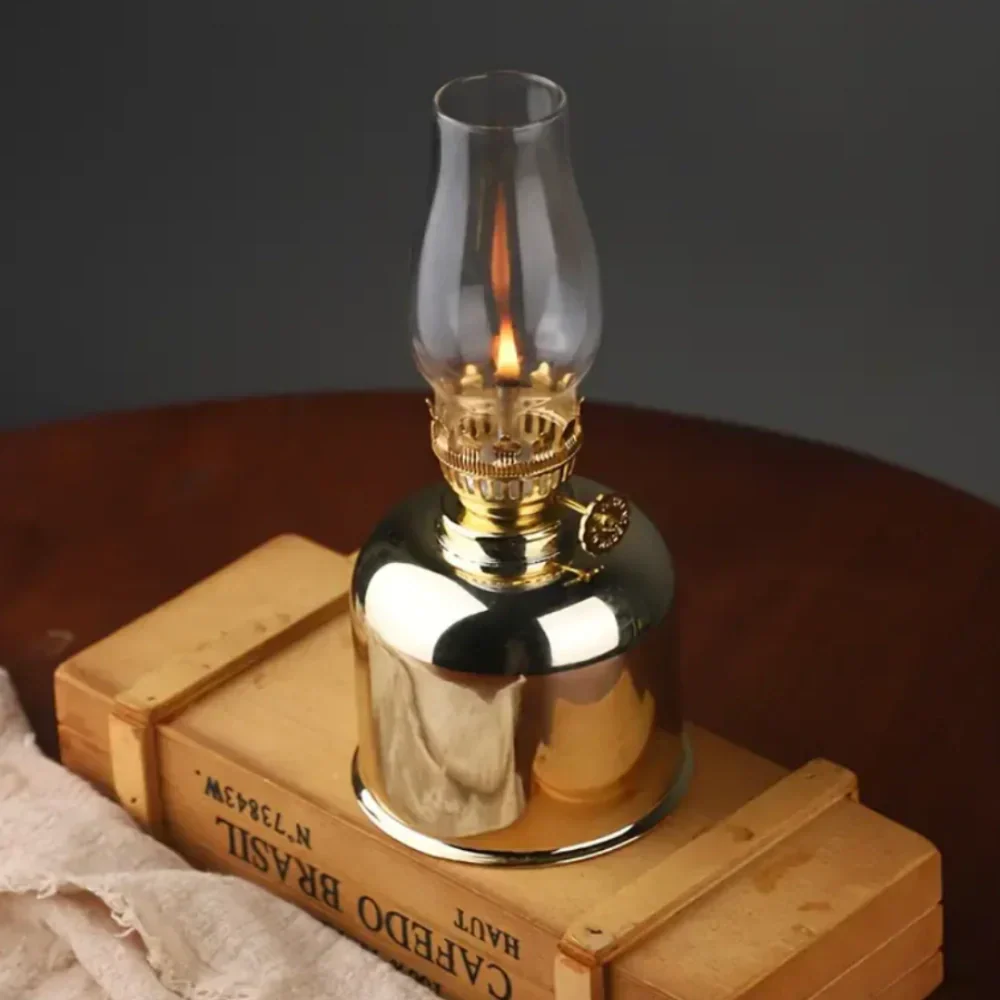 Lampa olejowa vintage z galwanizowanego żelaza i szkła