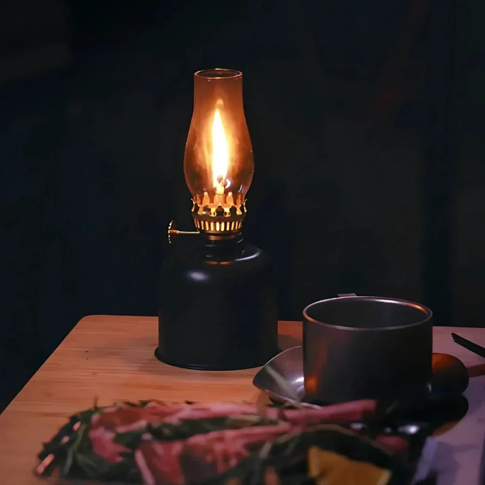 Lampa olejowa vintage z galwanizowanego żelaza i szkła