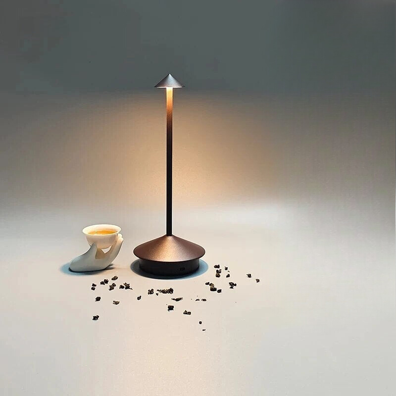 Lampa stołowa LED bezprzewodowa do jadalni