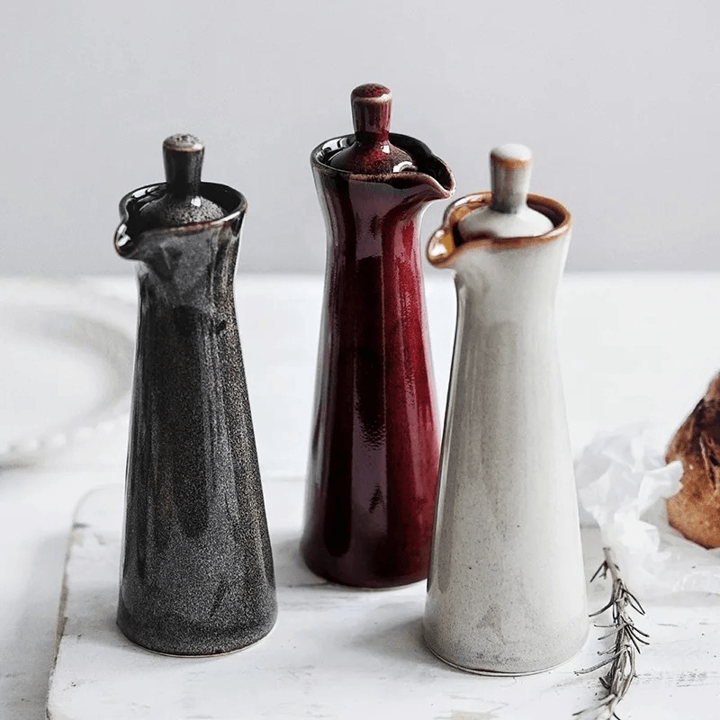 Ceramiczna butelka na oliwę i ocet z reaktywnym szkliwem