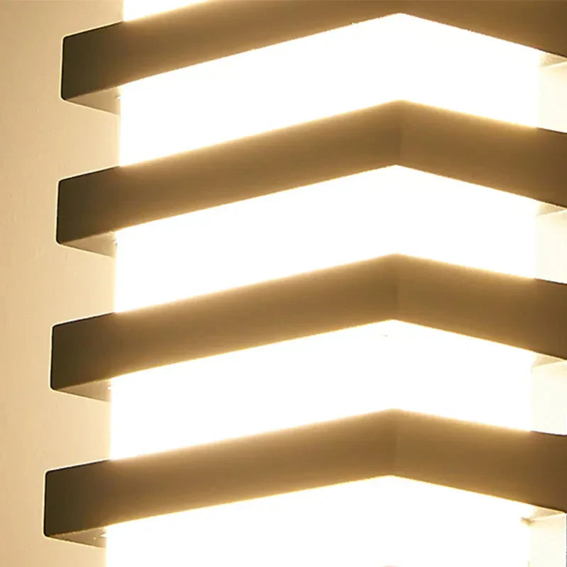 Zewnętrzna lampa ścienna LED IP65 ciepła biel 12W