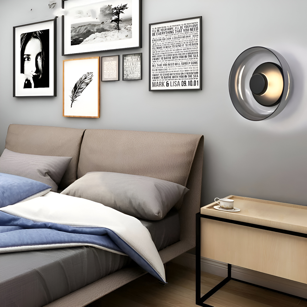 Okrągła lampa ścienna LED ze szkła i aluminium