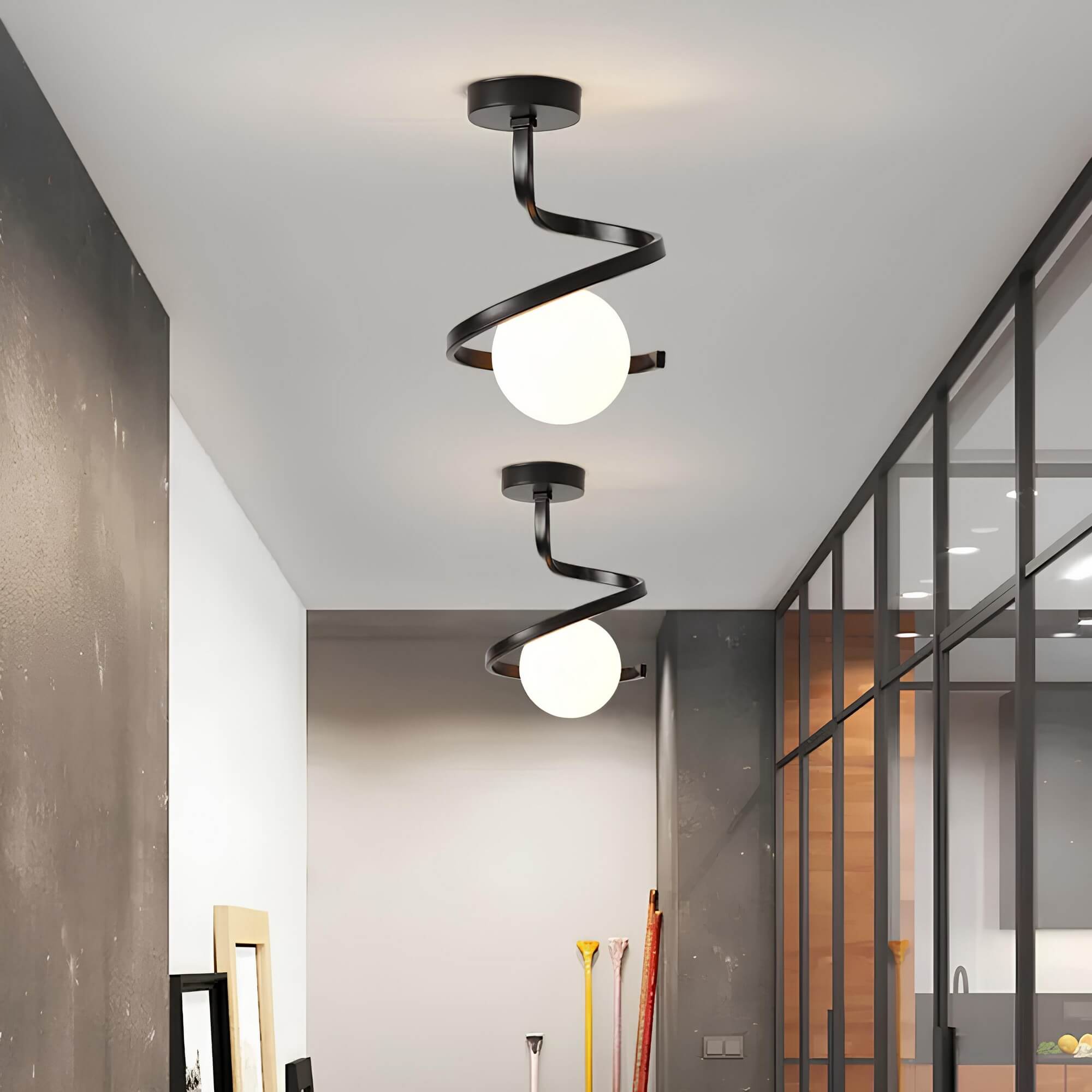 Nowoczesna lampa sufitowa ze szklaną kulą do salonu i sypialni