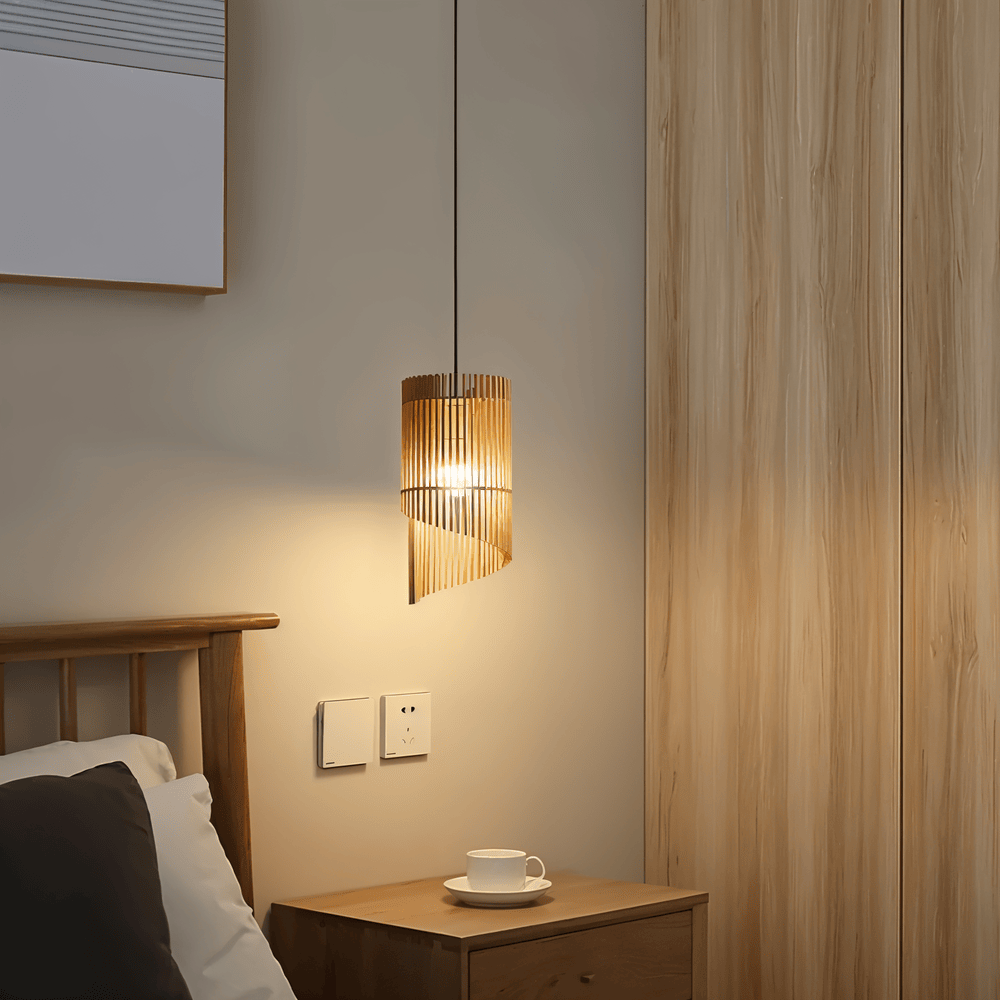 Drewniana lampa wisząca cylindryczna do salonu