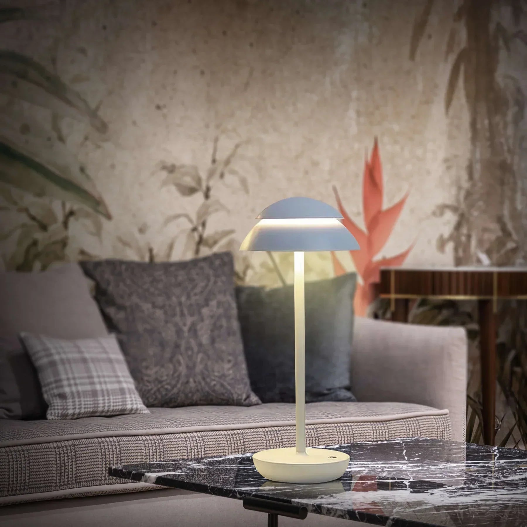 Bezprzewodowa lampa stołowa LED aluminiowa ściemniana