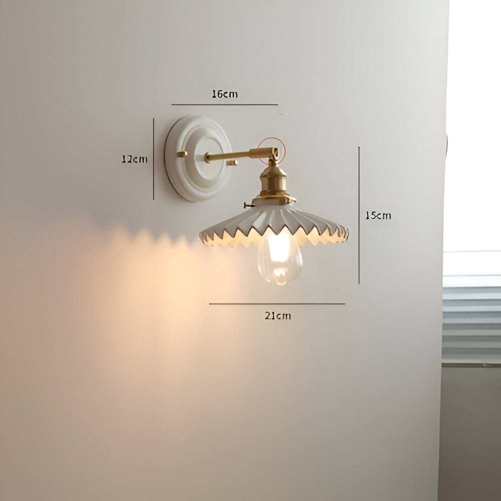Lampa ścienna ceramiczna z miedzią w stylu rustykalnym