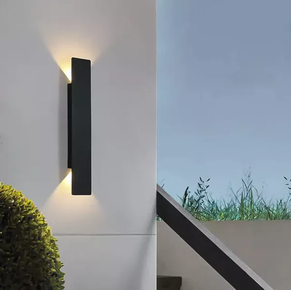 Wodoodporny kinkiet LED aluminiowy do oświetlenia zewnętrznego