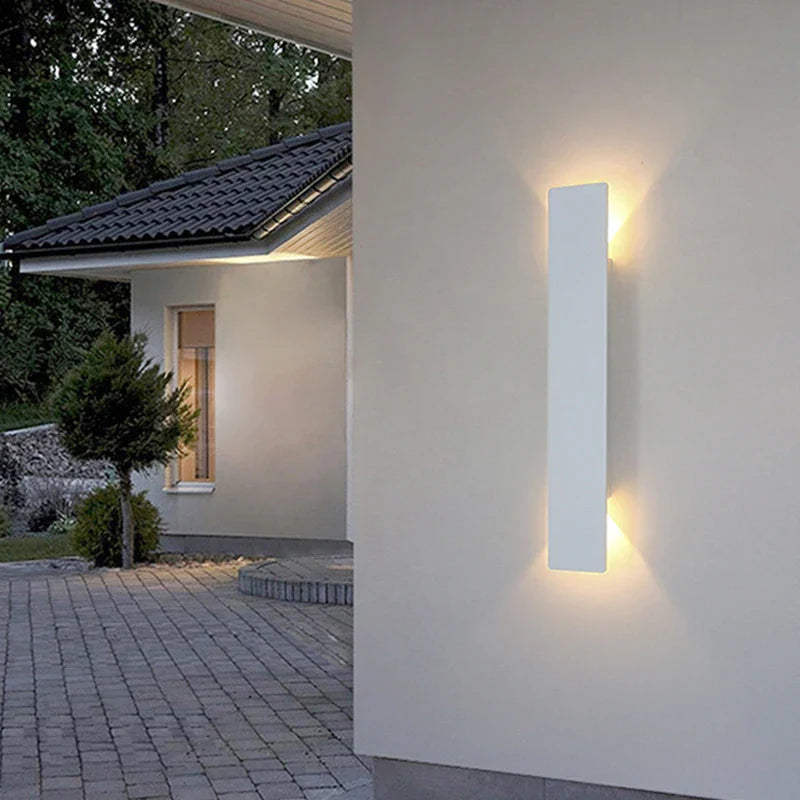 Wodoodporny kinkiet LED aluminiowy do oświetlenia zewnętrznego