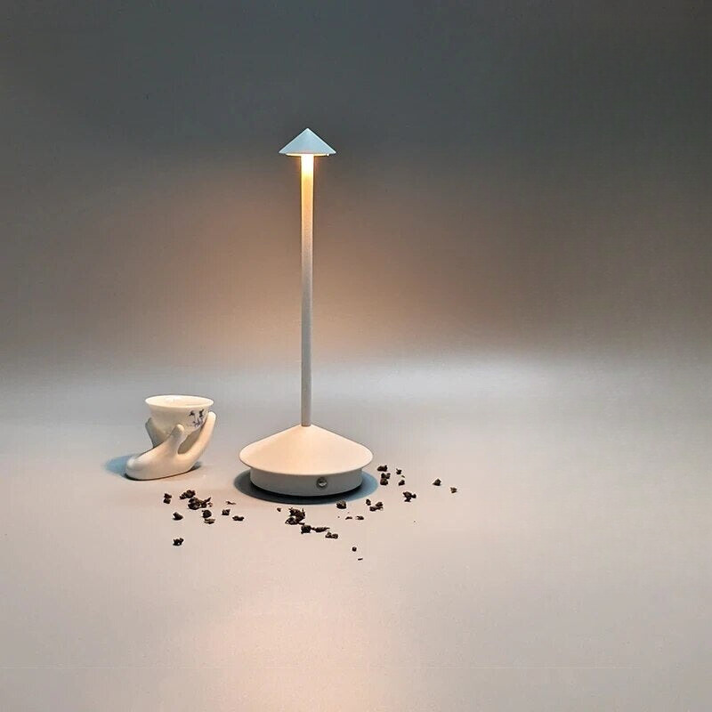 Lampa stołowa LED bezprzewodowa do jadalni