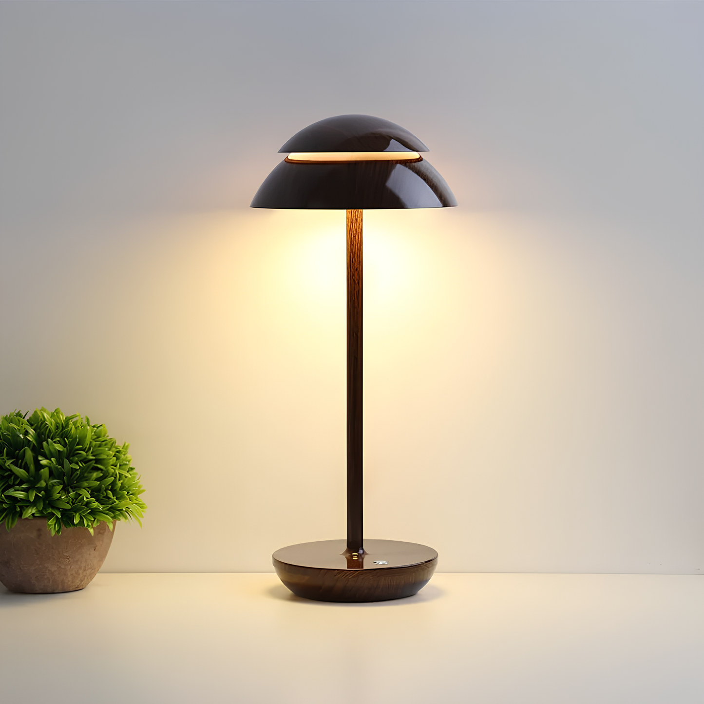 Bezprzewodowa aluminiowa lampa stołowa z dotykowym ściemniaczem