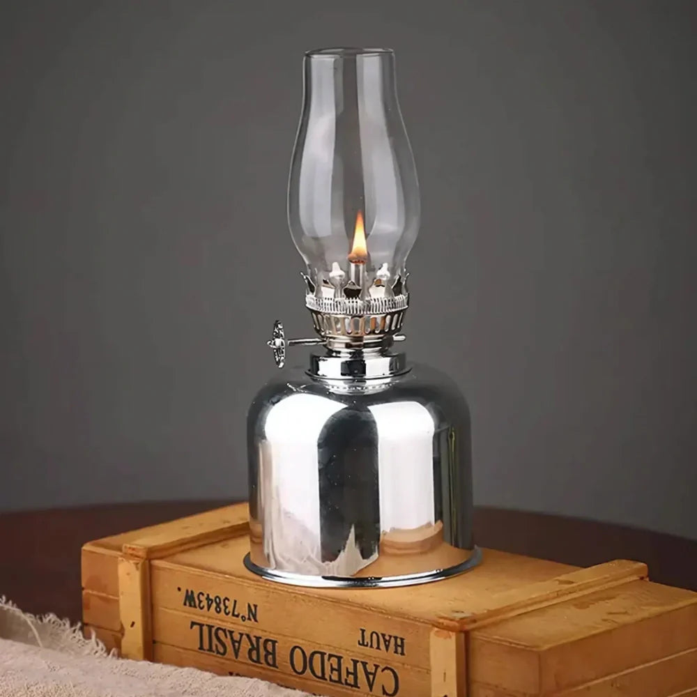 Lampa olejowa vintage z galwanizowanego żelaza i szkła