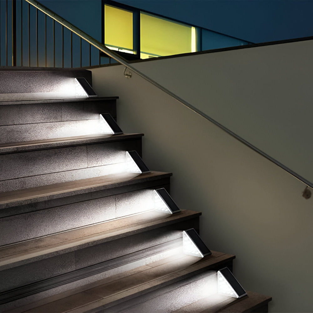 Trójkątne lampy solarne LED schodowe ogrodowe IP67