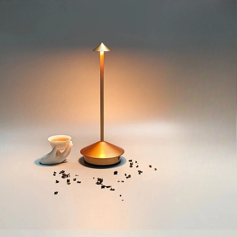 Lampa stołowa LED bezprzewodowa do jadalni