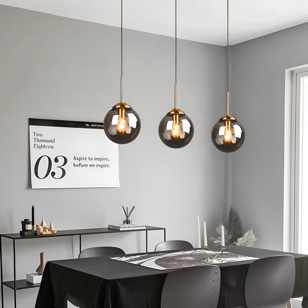 Szklana lampa wisząca LED do jadalni i salonu