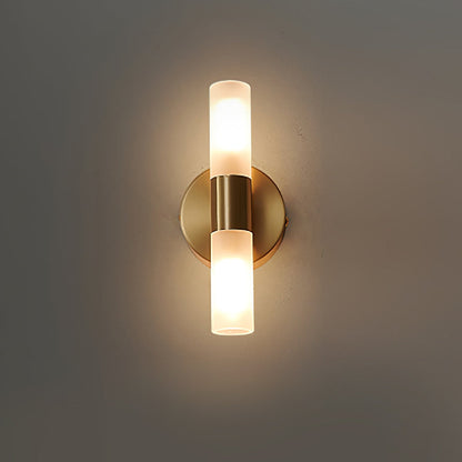 Mosiężna lampa ścienna LED ze szklanym kloszem