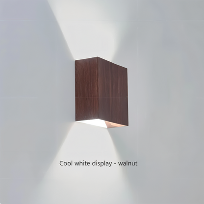 Drewniana lampa ścienna LED góra dół 12 cm