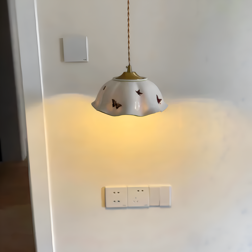 Ceramiczna lampa wisząca motyl LED do salonu