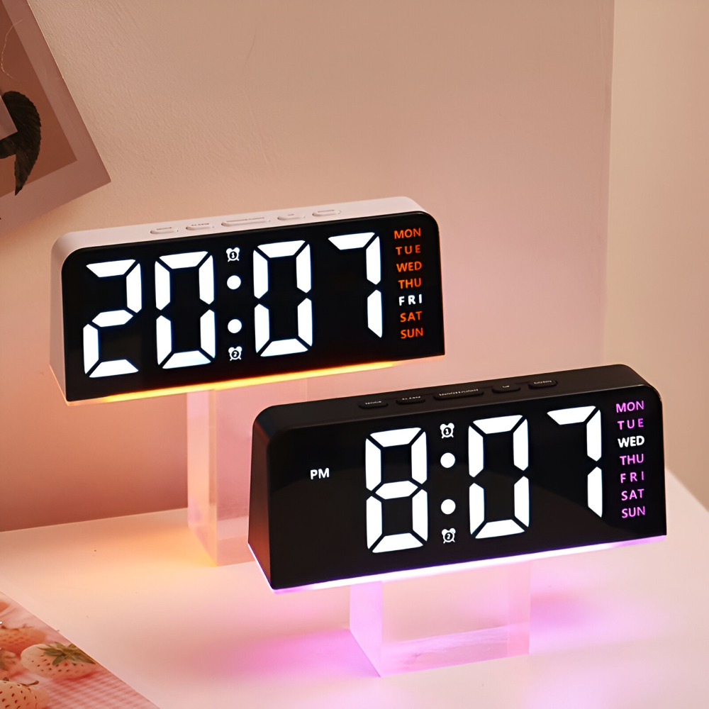 Cichy zegar LED na biurko do sypialni