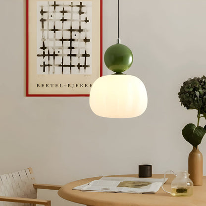 Lampa wisząca Art Deco kremowa z metalową ramą