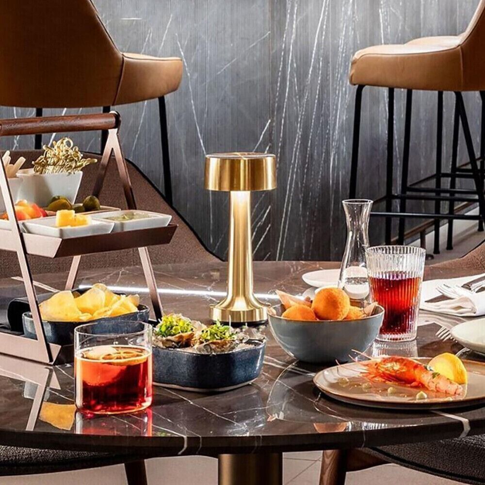 Akumulatorowa lampka stołowa LED do restauracji