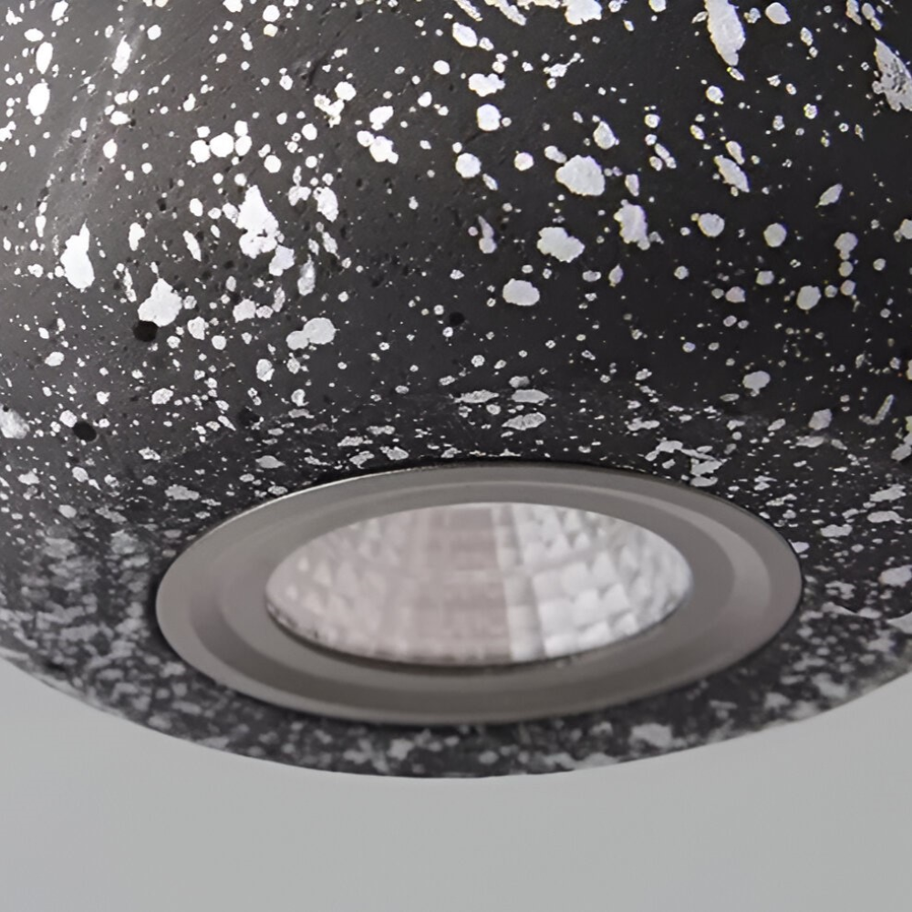 Lampa sufitowa z cementu i szkła industrialna