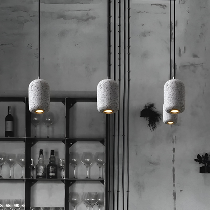 Lampa sufitowa z cementu i szkła industrialna