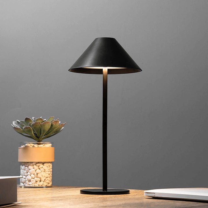 Bezprzewodowa lampa stołowa LED z dotykowym ściemnianiem