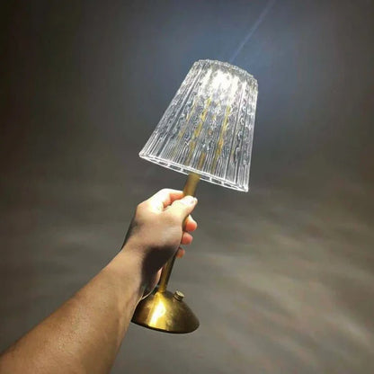 Bezprzewodowa lampka stołowa LED z kryształem