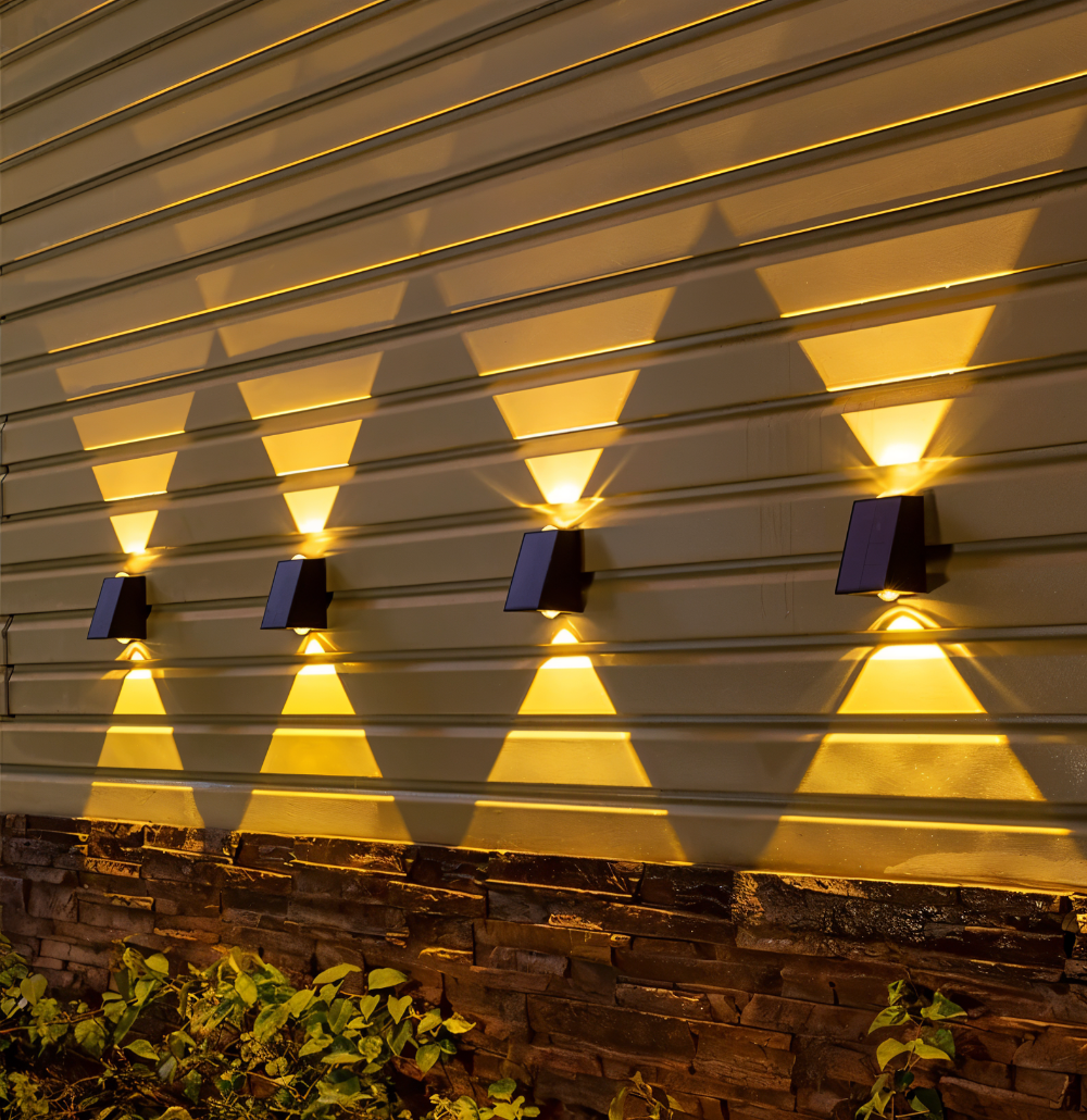 Solarna lampa ścienna LED zewnętrzna góra dół IP54