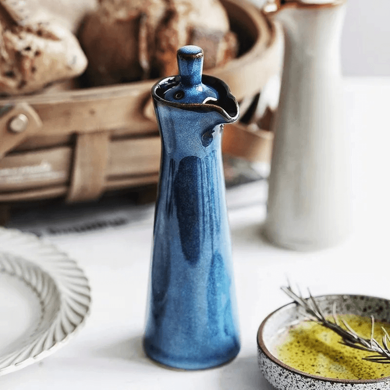 Ceramiczna butelka na oliwę i ocet z reaktywnym szkliwem
