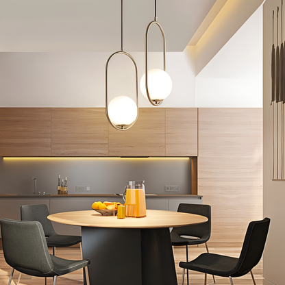 Lampa wisząca złota LED z kulą szklaną do salonu