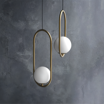 Lampa wisząca złota LED z kulą szklaną do salonu