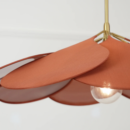 Lampa wisząca vintage z kwiatowym kloszem z tkaniny