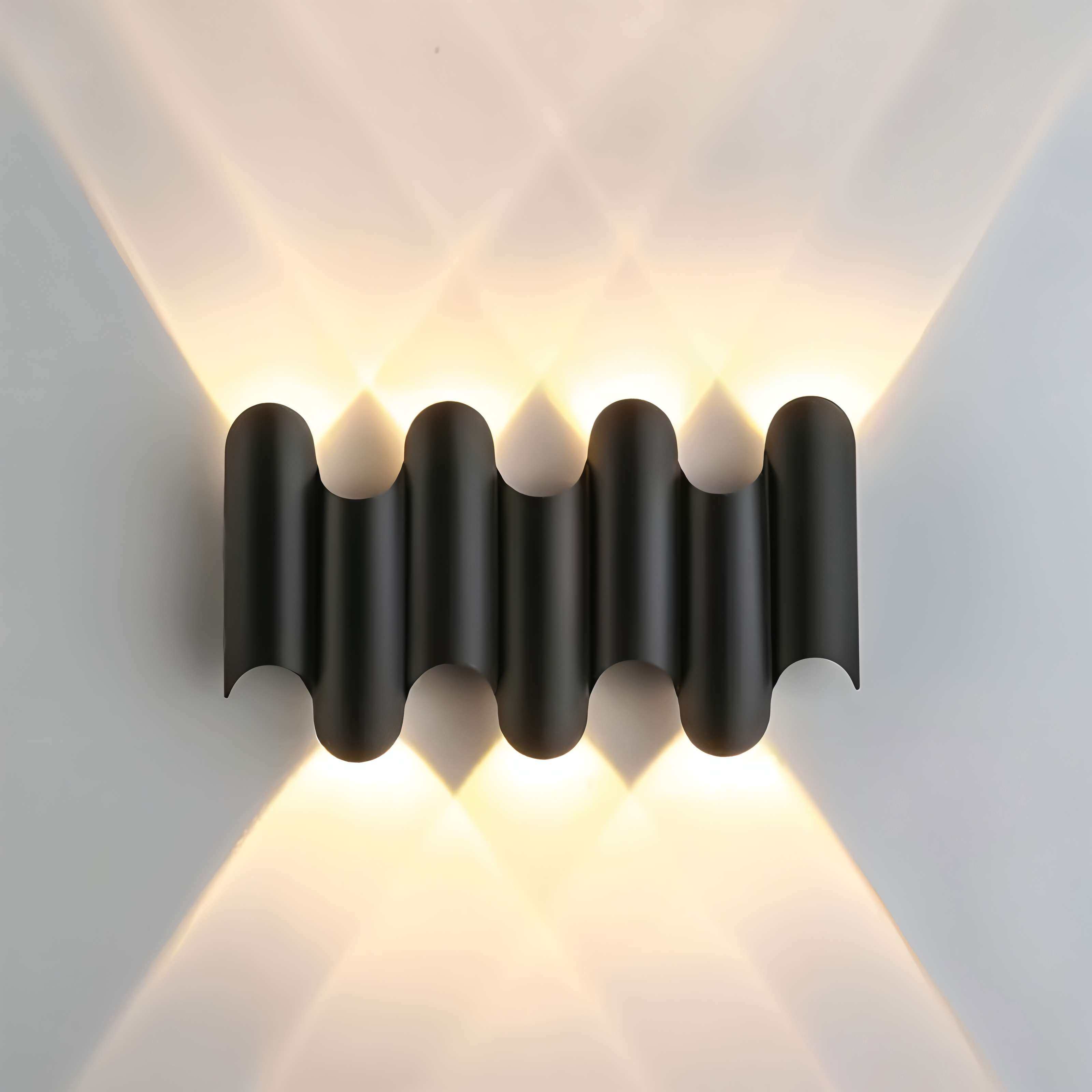 Czarno-złota lampa ścienna LED nowoczesna