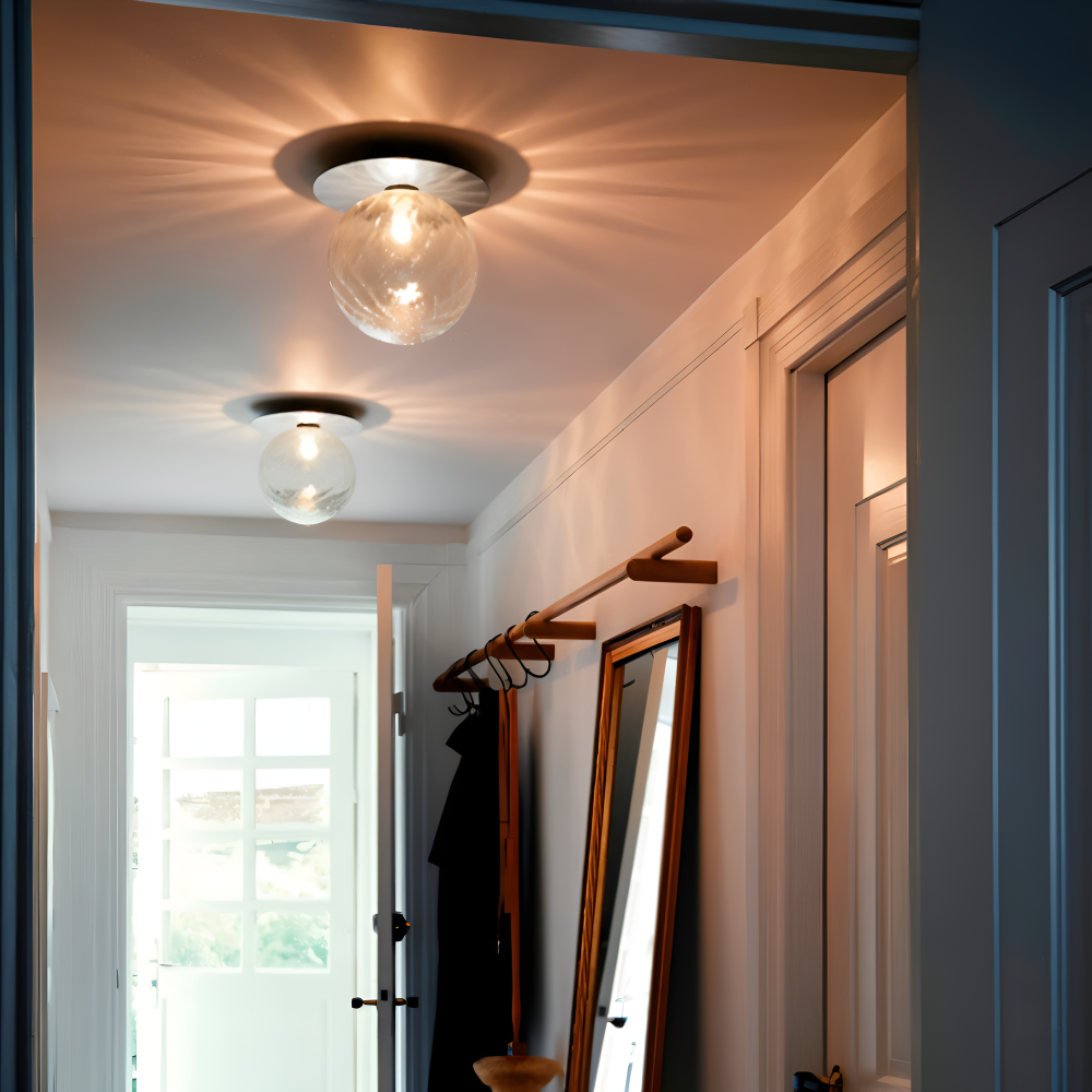 Lampa sufitowa szklana kula LED do salonu i przedpokoju
