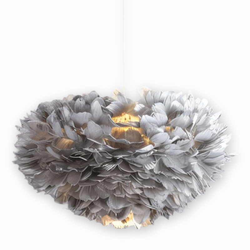 Lampa wisząca z piór ręcznie wykonana do sypialni
