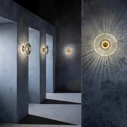 Kinkiet szklany Bauhaus falowany do salonu