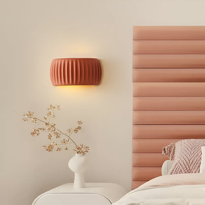 Zielona lampa ścienna LED z ryflowanej żywicy