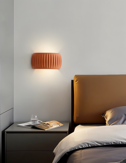 Zielona lampa ścienna LED z ryflowanej żywicy