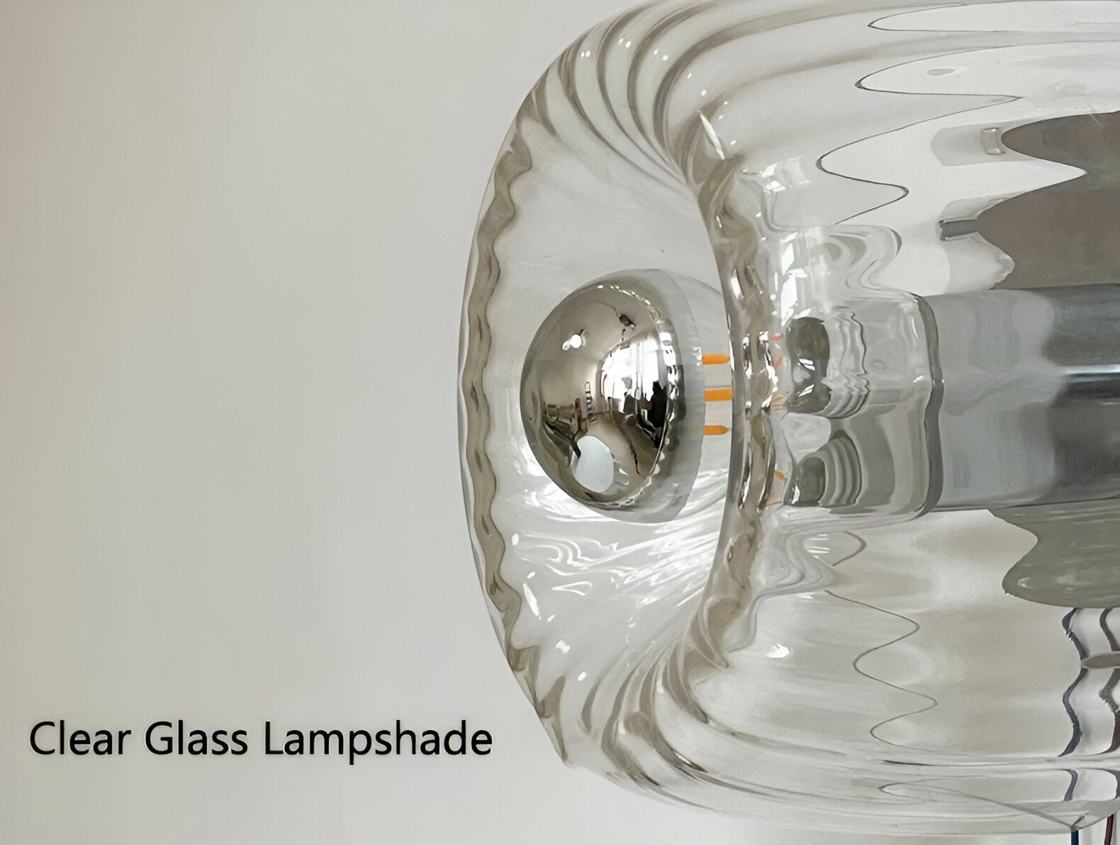 Lampa ścienna z ryflowanego szkła w stylu Bauhaus