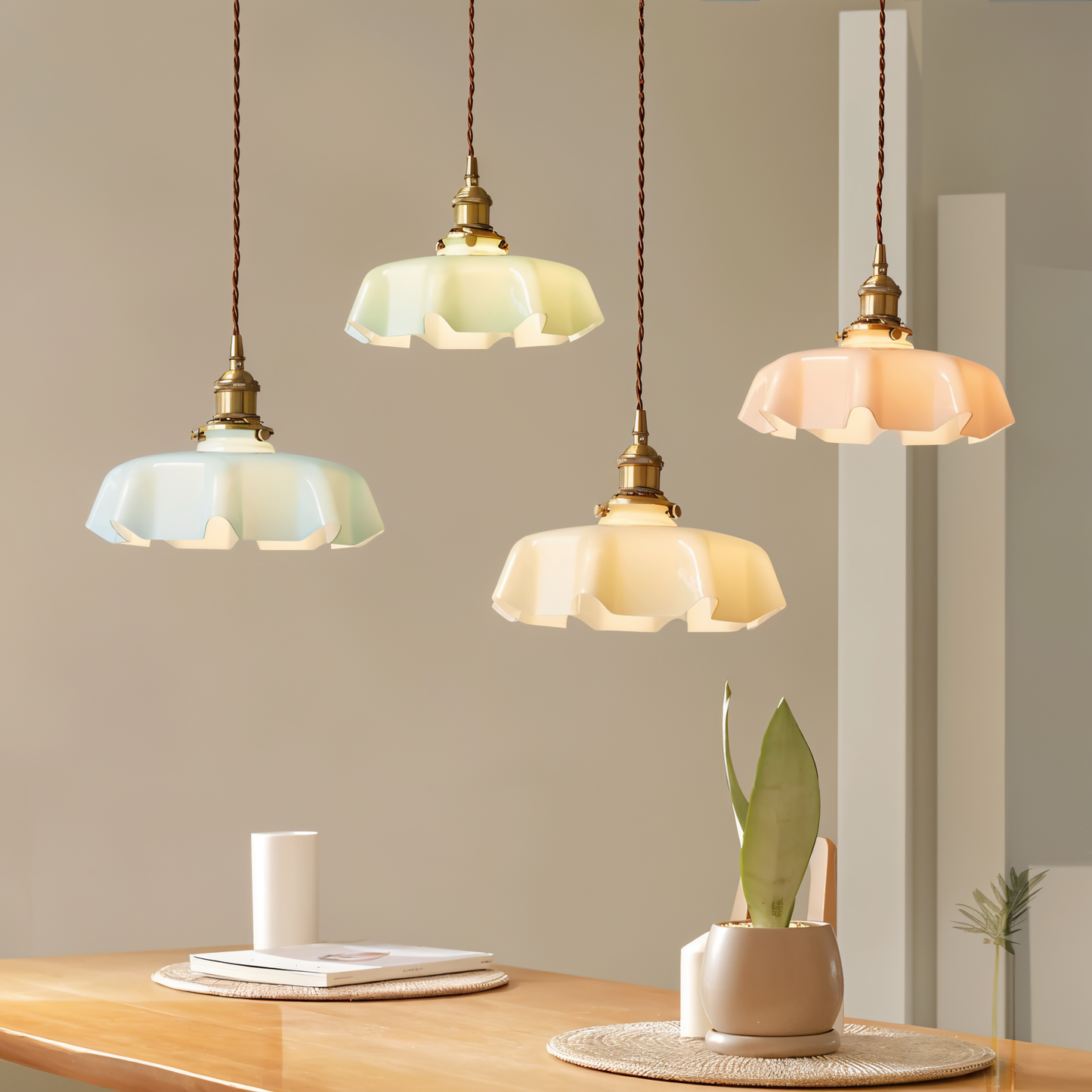 Lampa sufitowa retro szklana kwiatowa E27 mosiądz