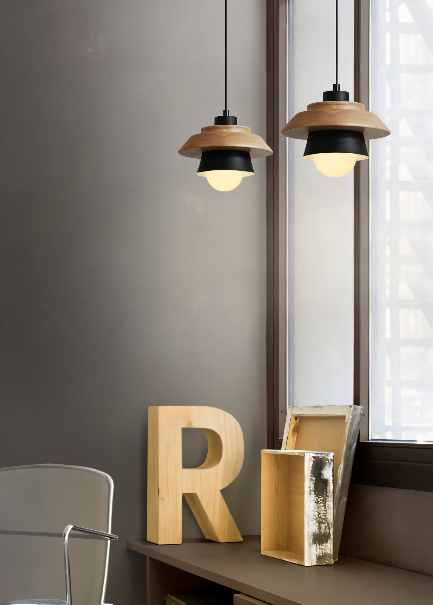 Lampa wisząca drewniano-metalowa w stylu skandynawskim