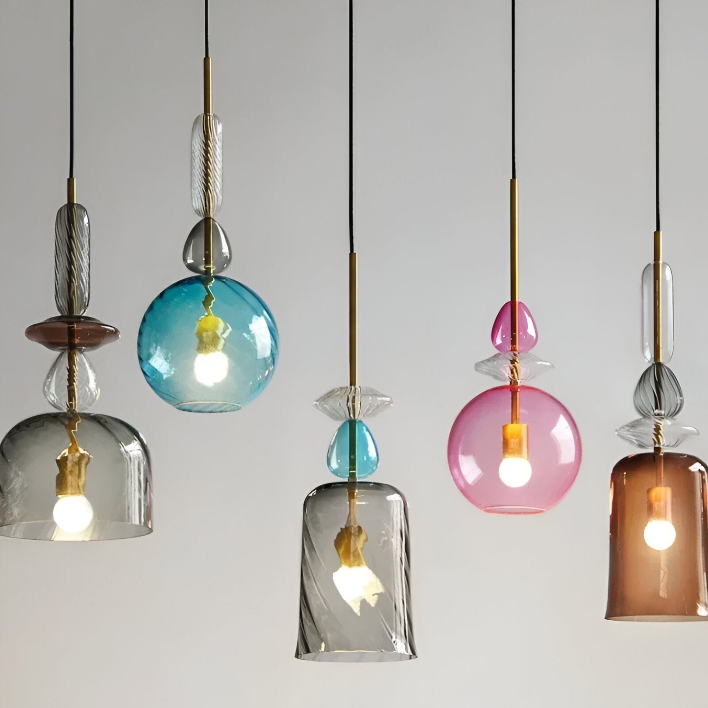 Kolorowa lampa wisząca szklana LED do pokoju dziecka