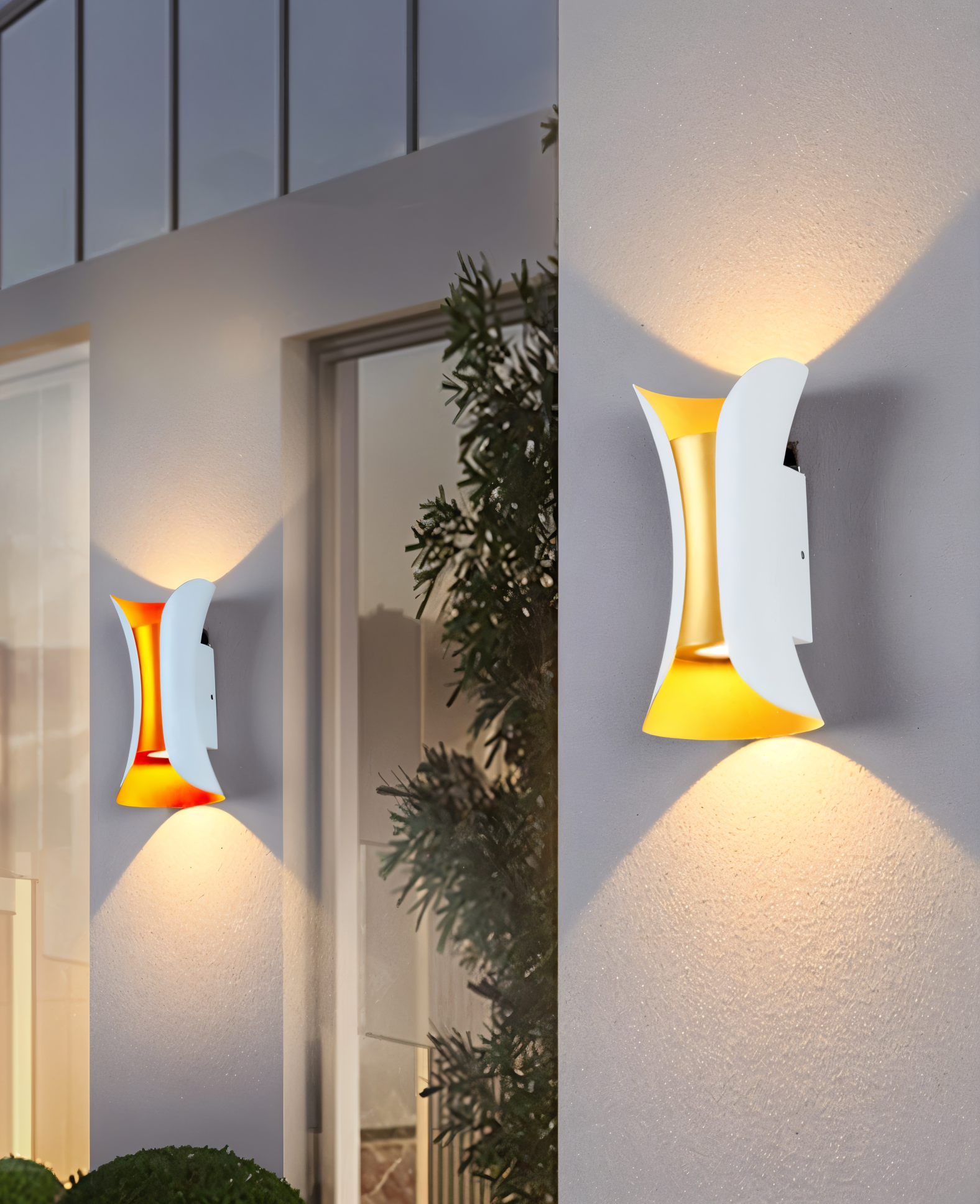 Zewnętrzna lampa ścienna LED góra-dół czarno-złota