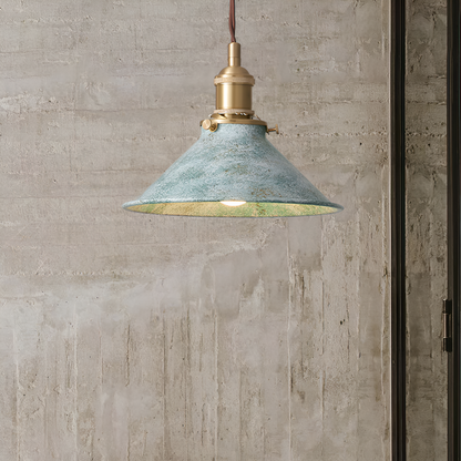 Industrialna lampa wisząca metalowa stożkowa