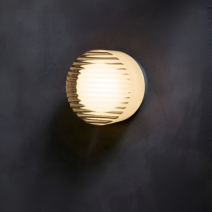 Okrągła prążkowana lampa ścienna LED ze szkła