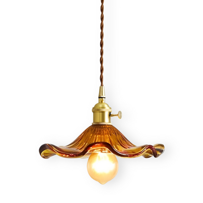 Lampa wisząca z kolorowego szkła z miedzianym akcentem