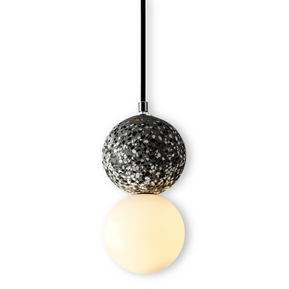 Lampa wisząca szklana rzeźbiona z metalem