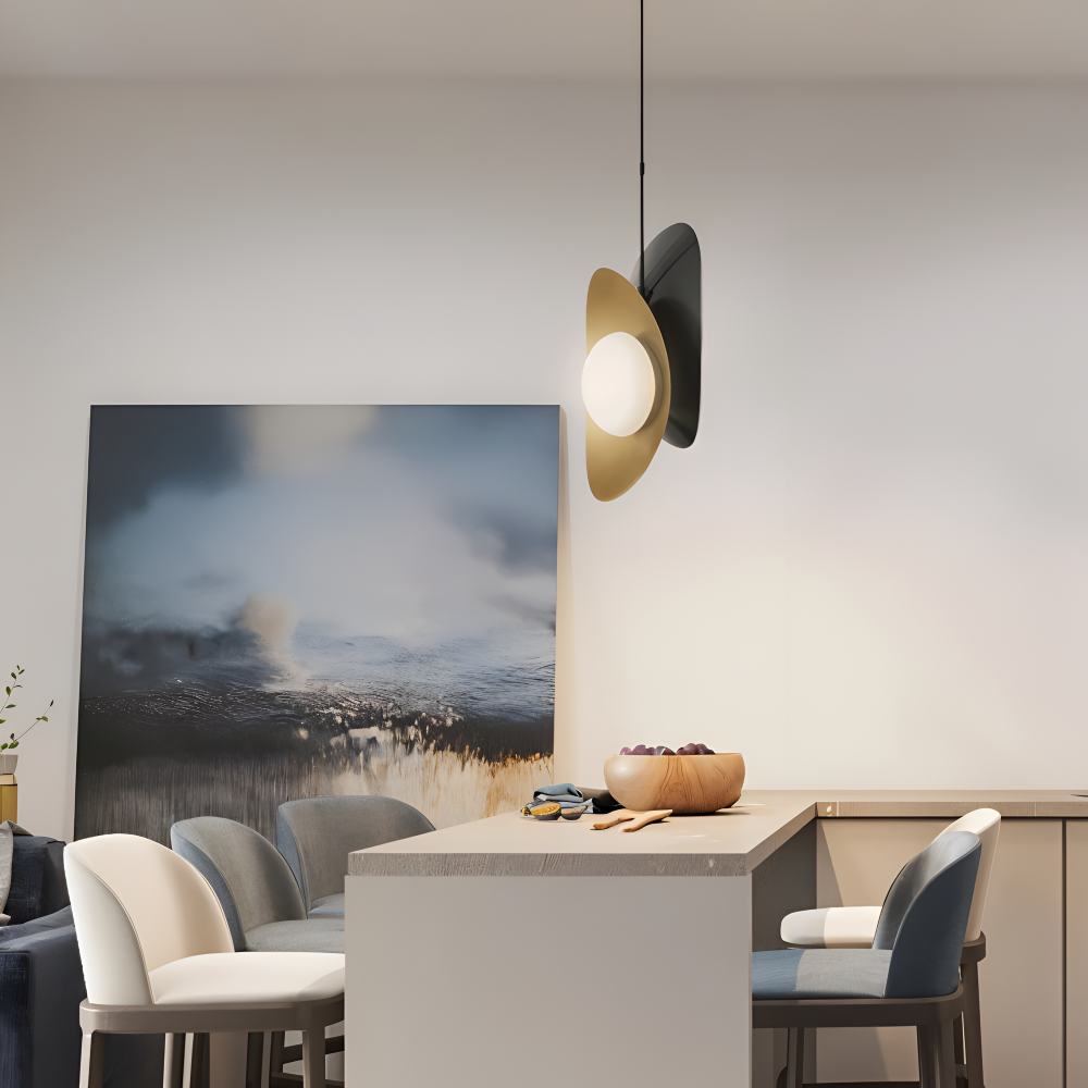 Lampa wisząca szklana perłowa z wykończeniem złotym