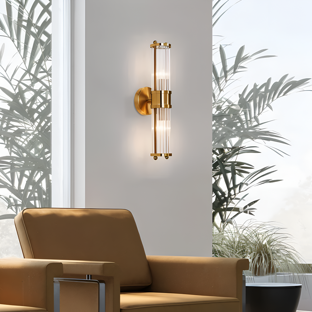 Złota lampa ścienna z kryształowym kloszem E14